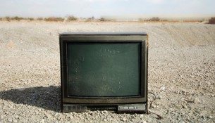 abandoned-tv-1024x5761-305x175-4411590